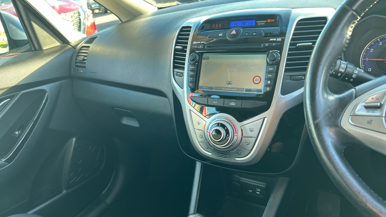 Hyundai ix20 1.4 Blue Drive SE Nav 5dr Petrol Hatchback